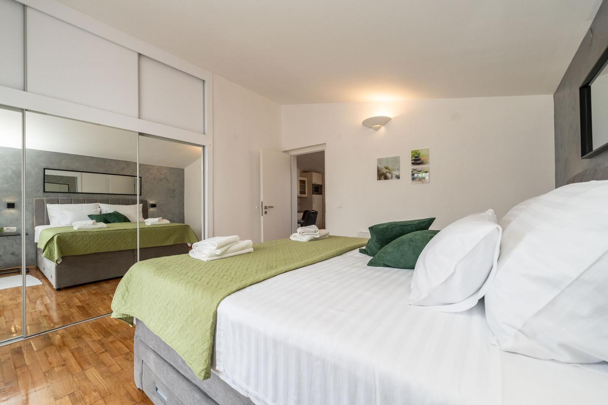 Apartments Dalmatia (Adults Only) Privlaka  Eksteriør billede