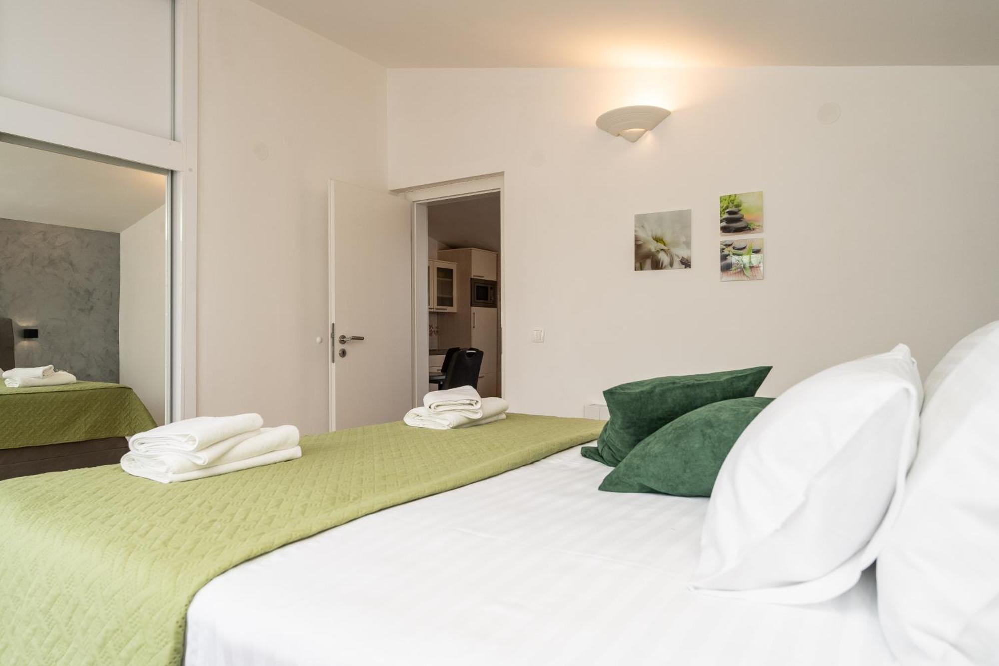 Apartments Dalmatia (Adults Only) Privlaka  Eksteriør billede